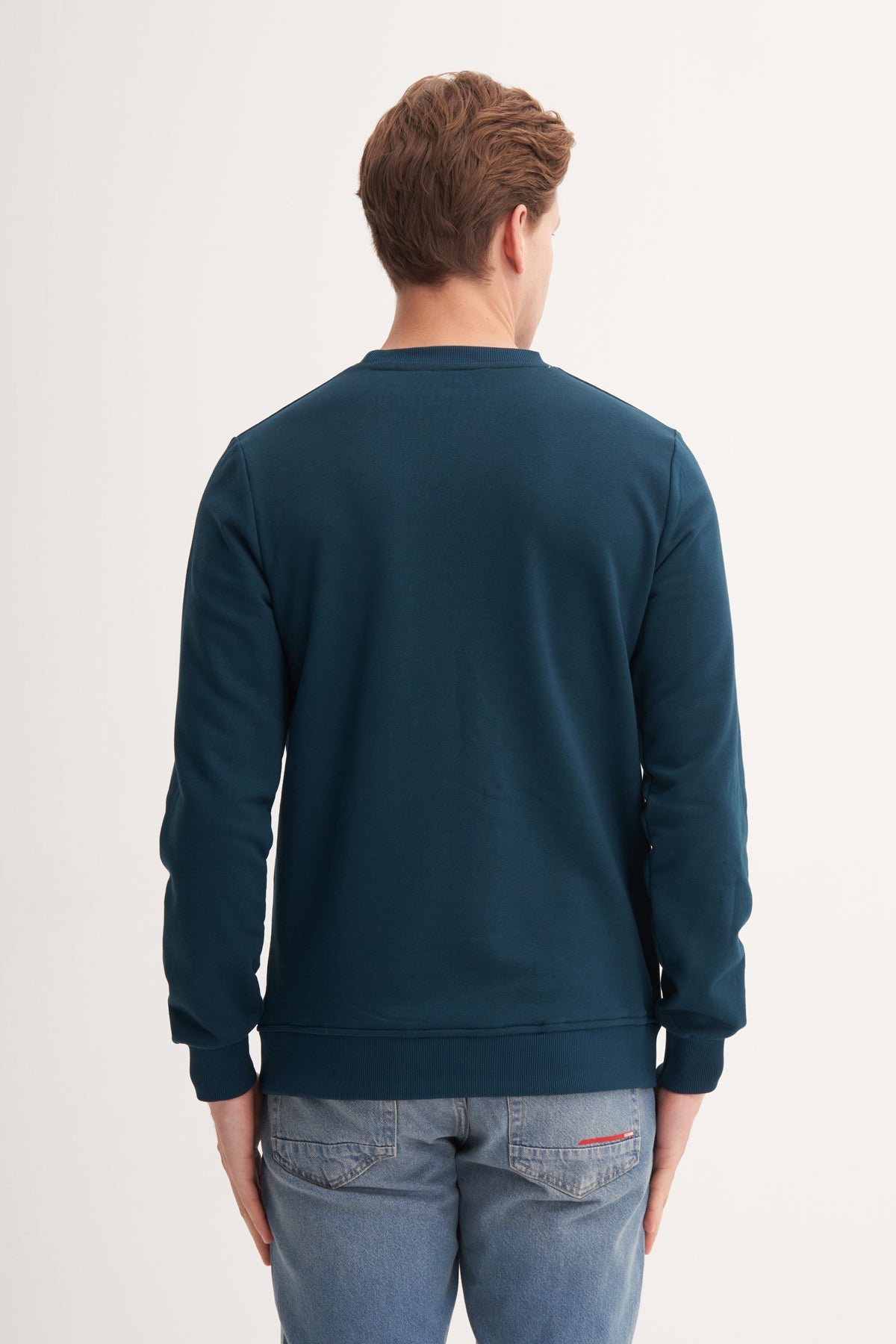 Slim Fit Seasonal Chill Contrast Sweatshirt