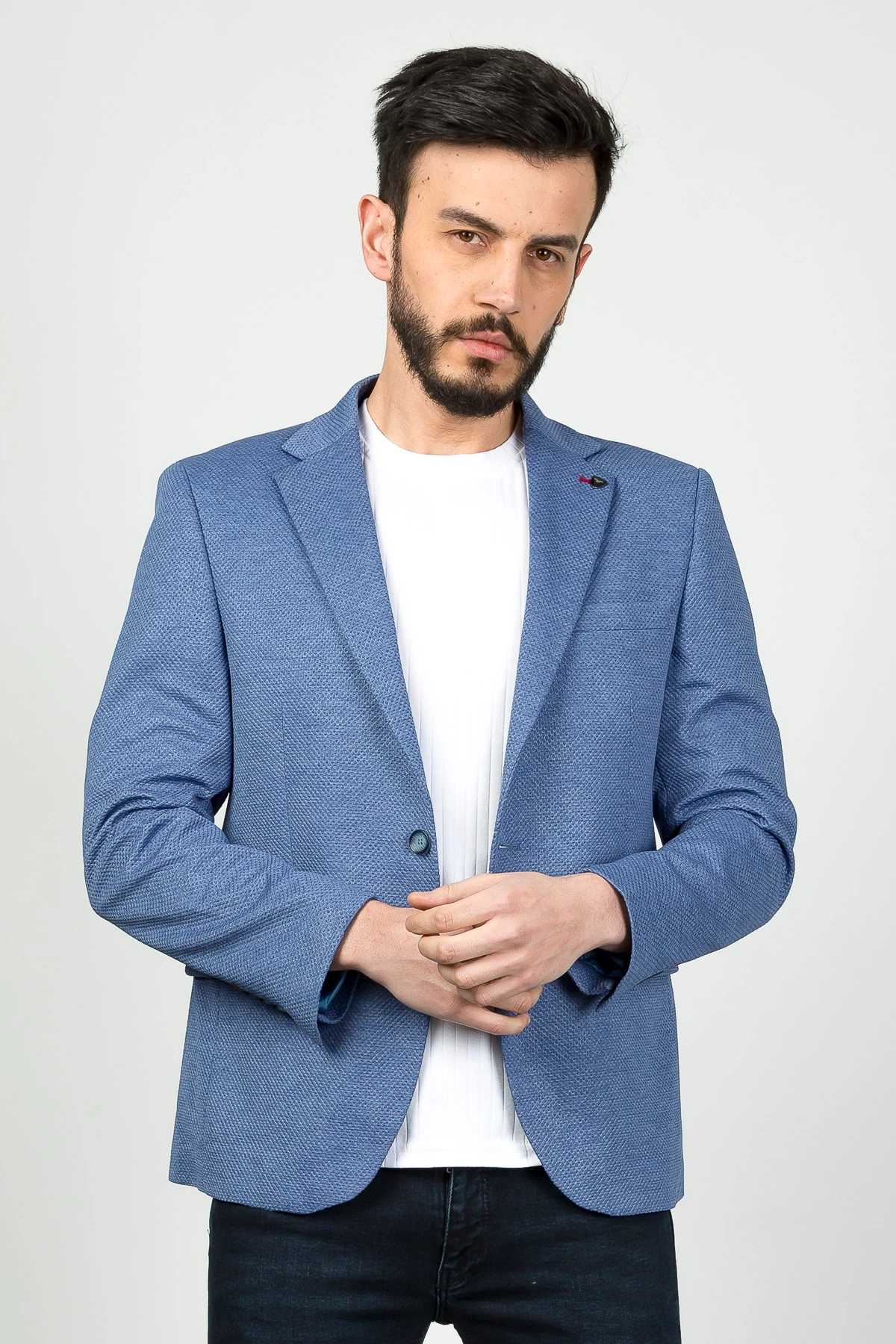 Textured Poly Viscose Slim Fit Blazer