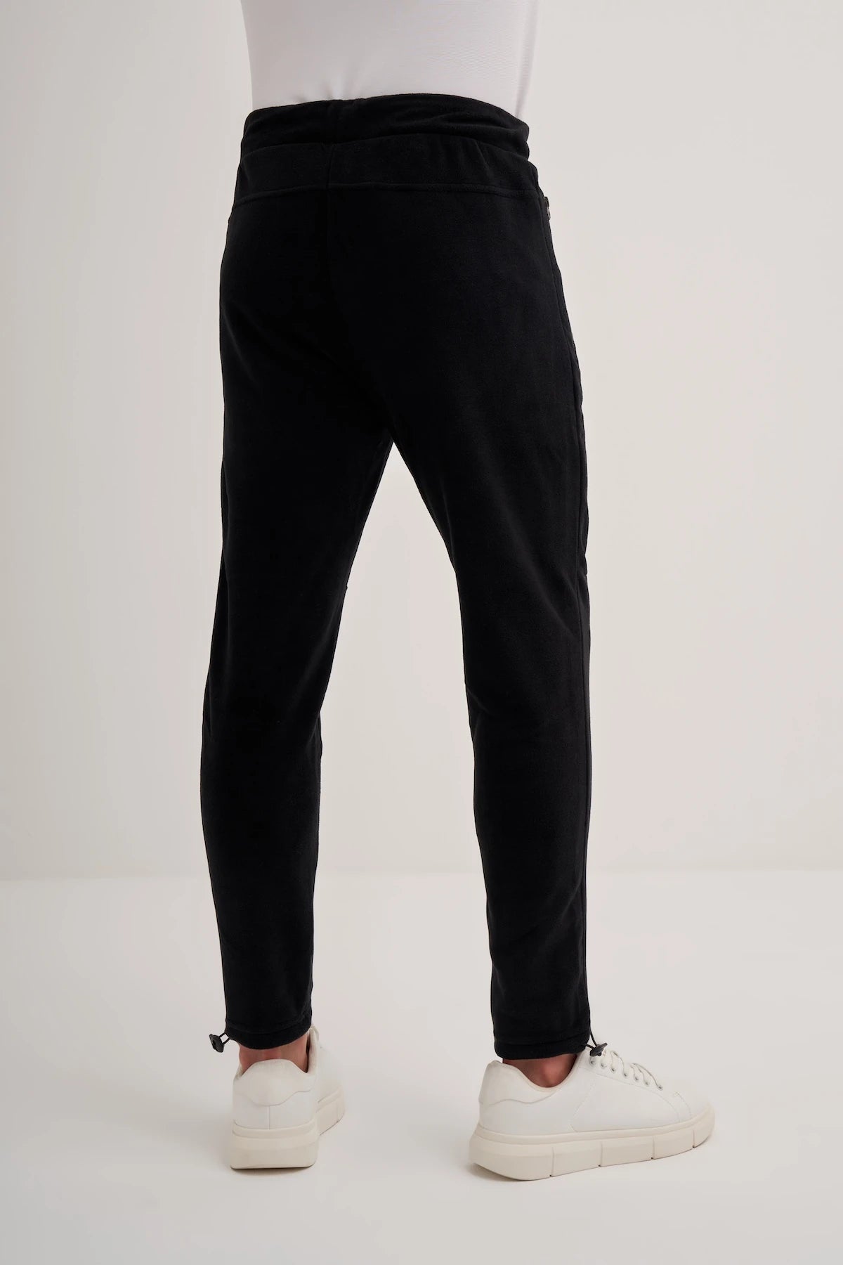 Slim Fit Elastic Leg Cord Lock Polar Fleece Sweatpants with Tie Waist