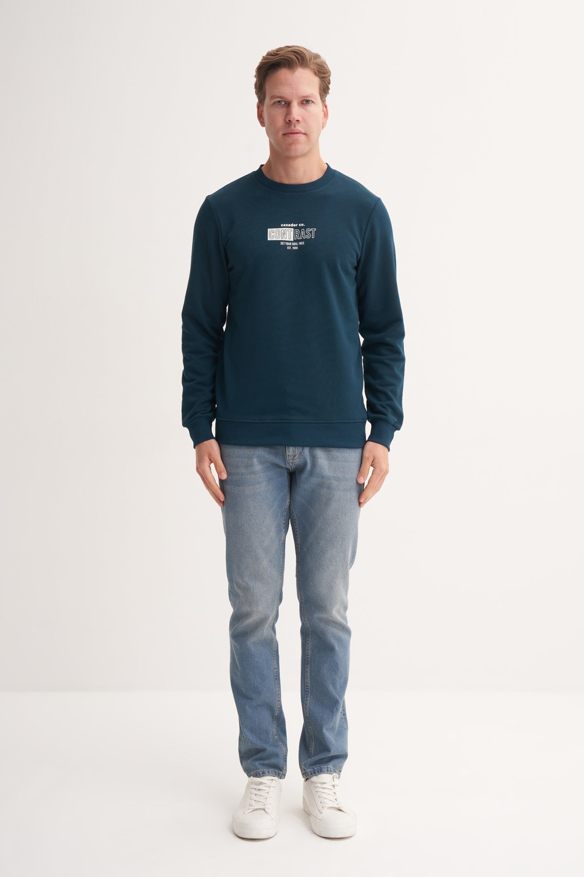 Slim Fit Seasonal Chill Contrast Sweatshirt